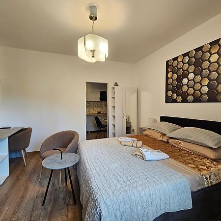 Zita - Heart Of Rovinj, Apartment For 2, Free Parking, 2Min Center, 5Min Beach Walk Exteriér fotografie